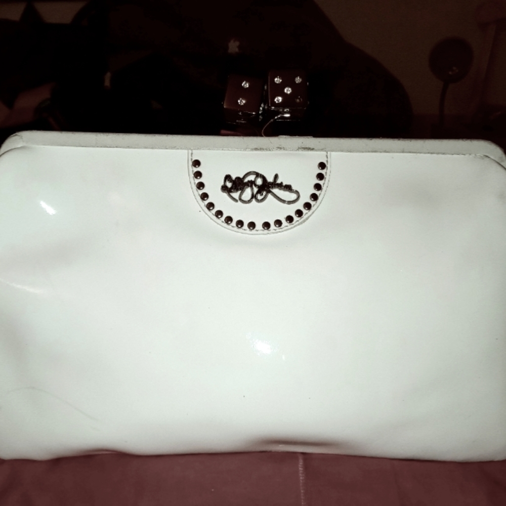 Betsy johnson white clutch purse